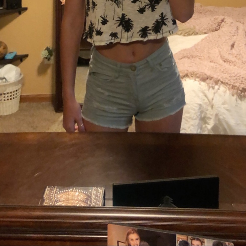 High wasted shorts
